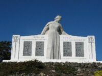 Oak Bay Cenotaph